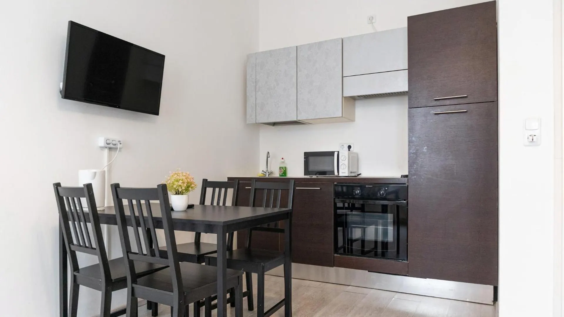 Apartment Pleasant 2Br - Perfect For Long Stays Vienna